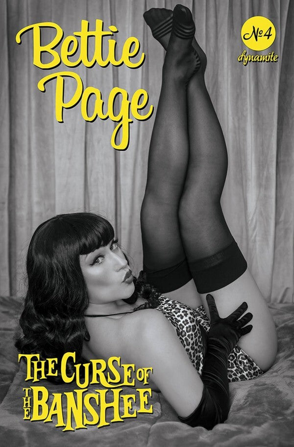BETTIE PAGE: THE CURSE OF THE BANSHEE #4 1:15 B&W VARIANT DYNAMITE 2021