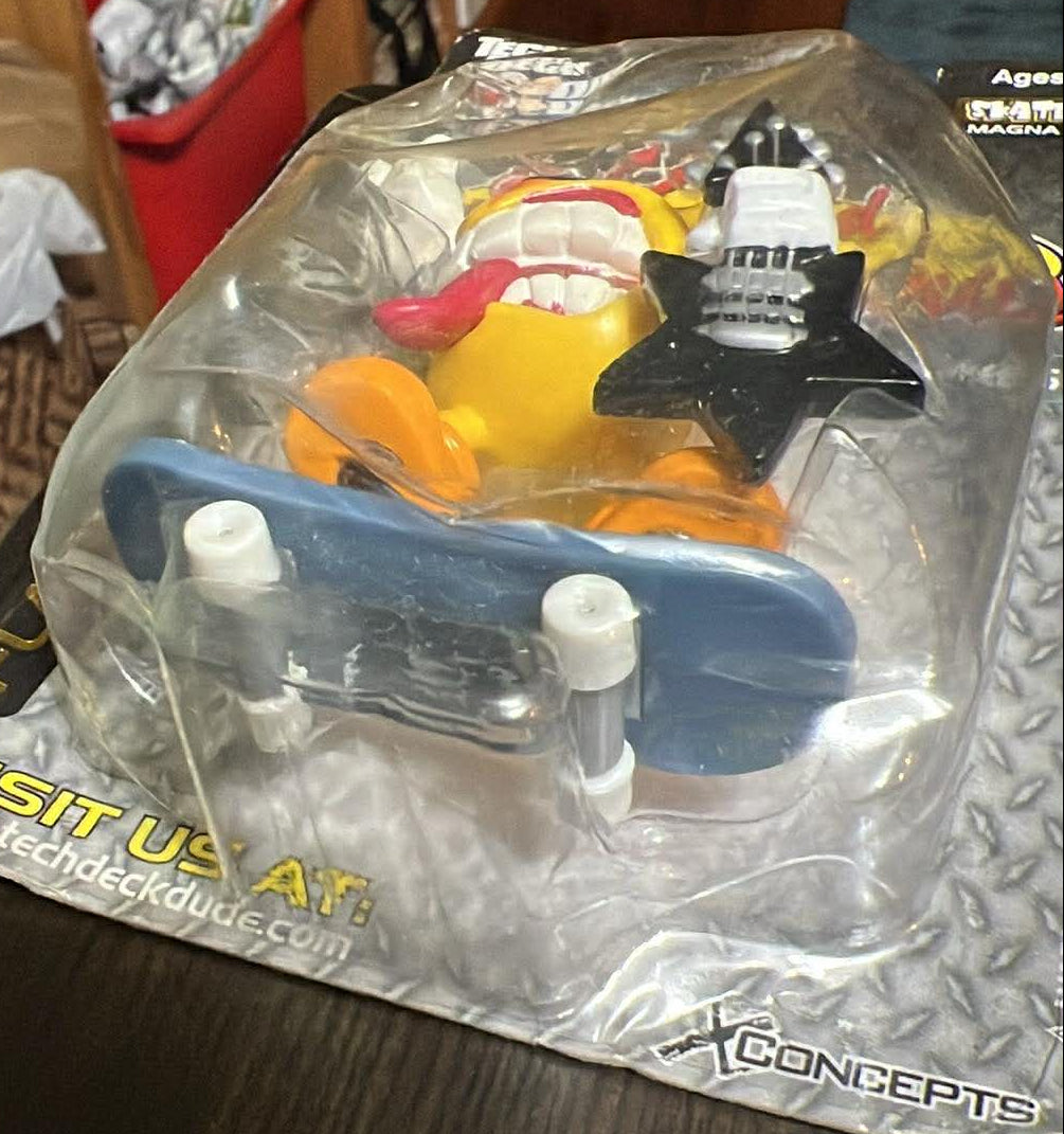 World Industries Tech Deck Dude FLAMEBOY HEAVY METAL 2001 Skate Crew
