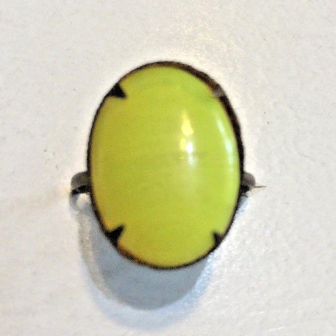 VINTAGE BRASS RING MADE IN CZECHOSLOVAKIA YELLOW 15MM