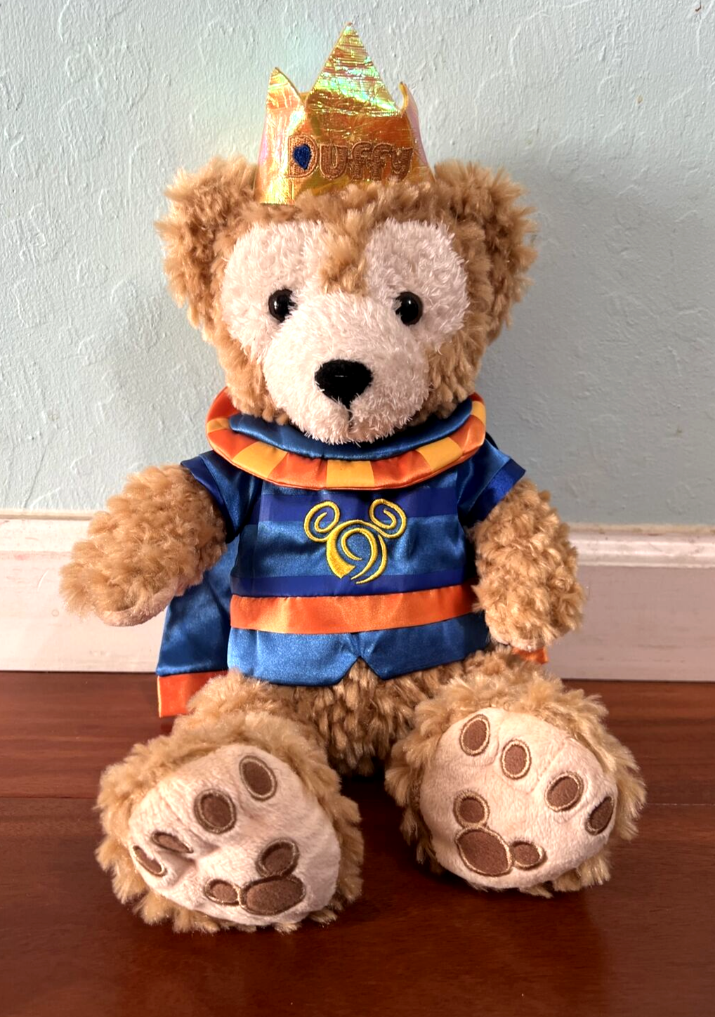 DUFFY HONG KONG KING CROWN DISNEYLAND LARGE 15" 9th ANNIVERSARY 2014