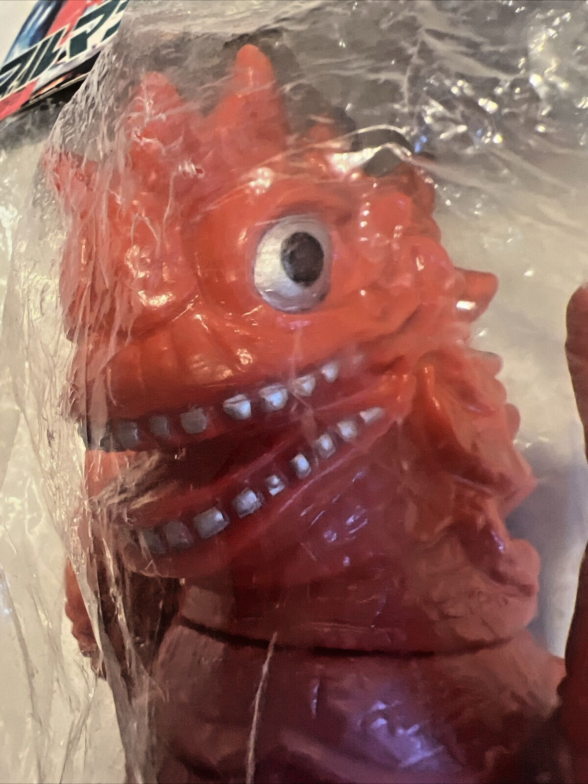 ULTRAMAN B-CLUB BEMLER 9" VINYL FIGURE BULLMARK BANDAI 2000