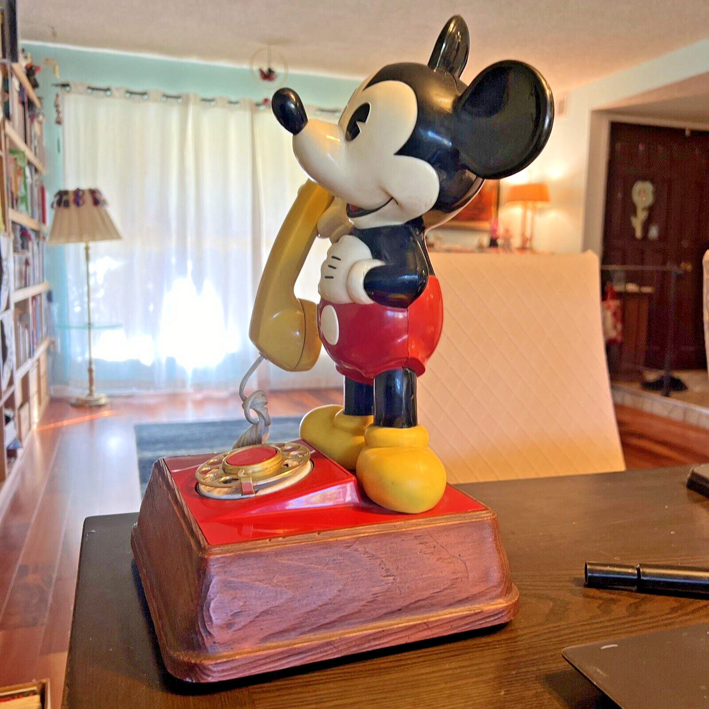 MICKEY MOUSE PHONE 1976 VINTAGE ROTARY NICE SHAPE!