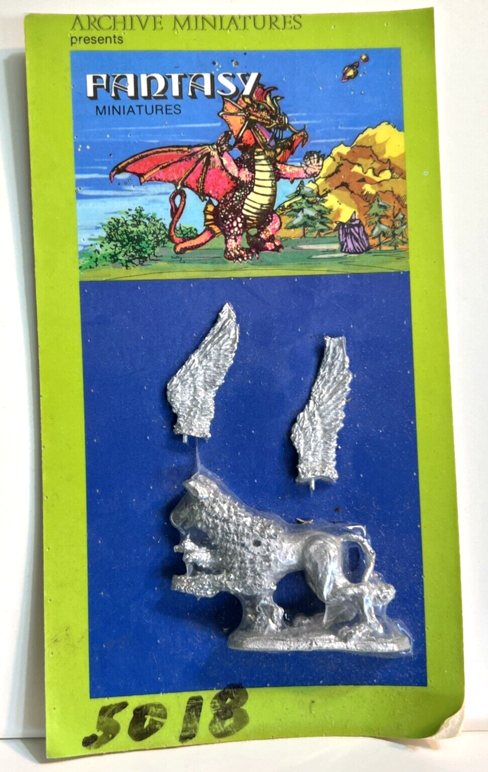 ARCHIVE MINIATURES FANTASY SERIES GRIFFIN #5018 SEALED ON ORIGINAL DISPLAY CARD