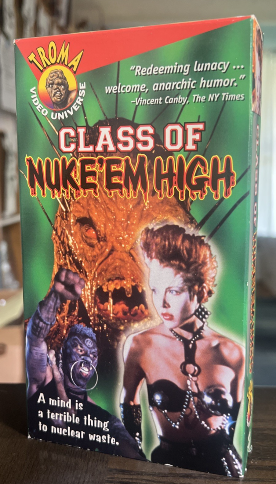 CLASS OF NUKE'EM HIGH VHS TROMA #7009 SCARCE NICE WITH TROMABILIA ORDER CARD