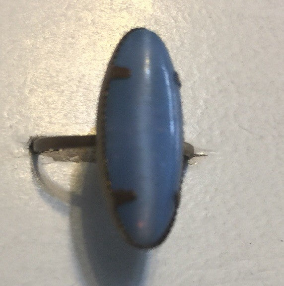 VINTAGE BRASS RING MADE IN CZECHOSLOVAKIA LAVENDER OVAL 14.5MM