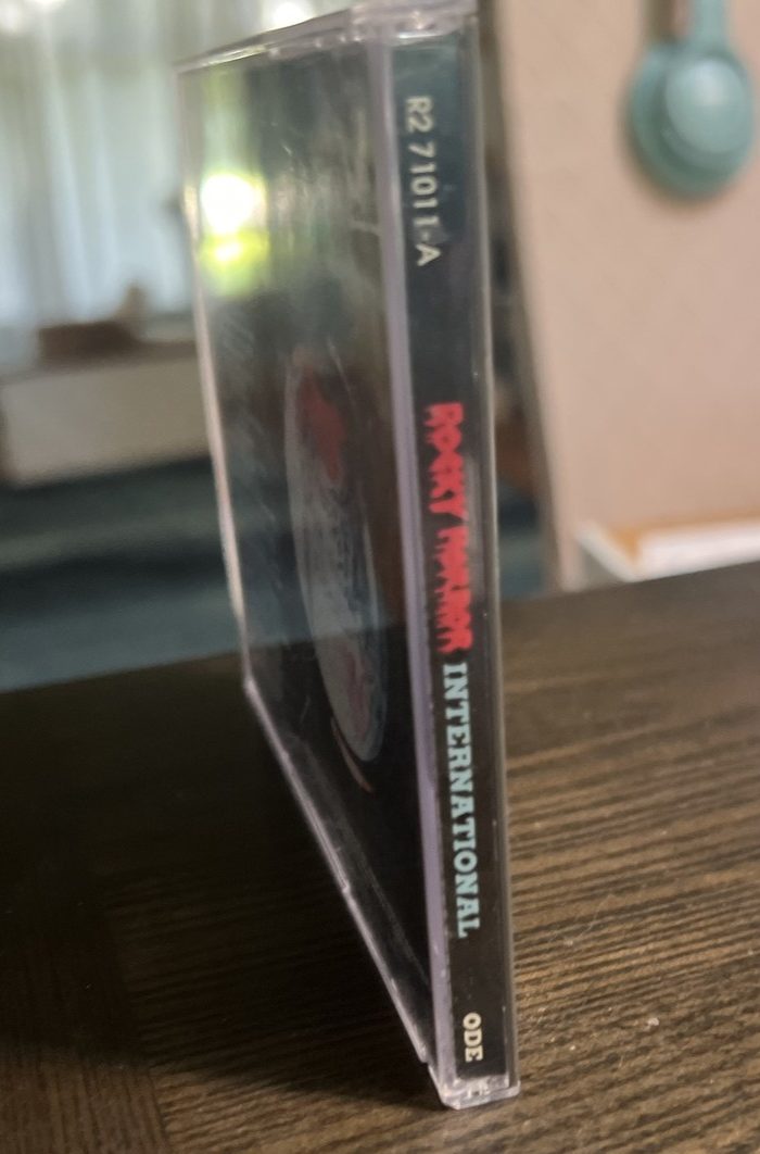 ROCKY HORROR INTERNATIONAL ODE COMPILATION CD 17 TRACKS 1990 RHINO