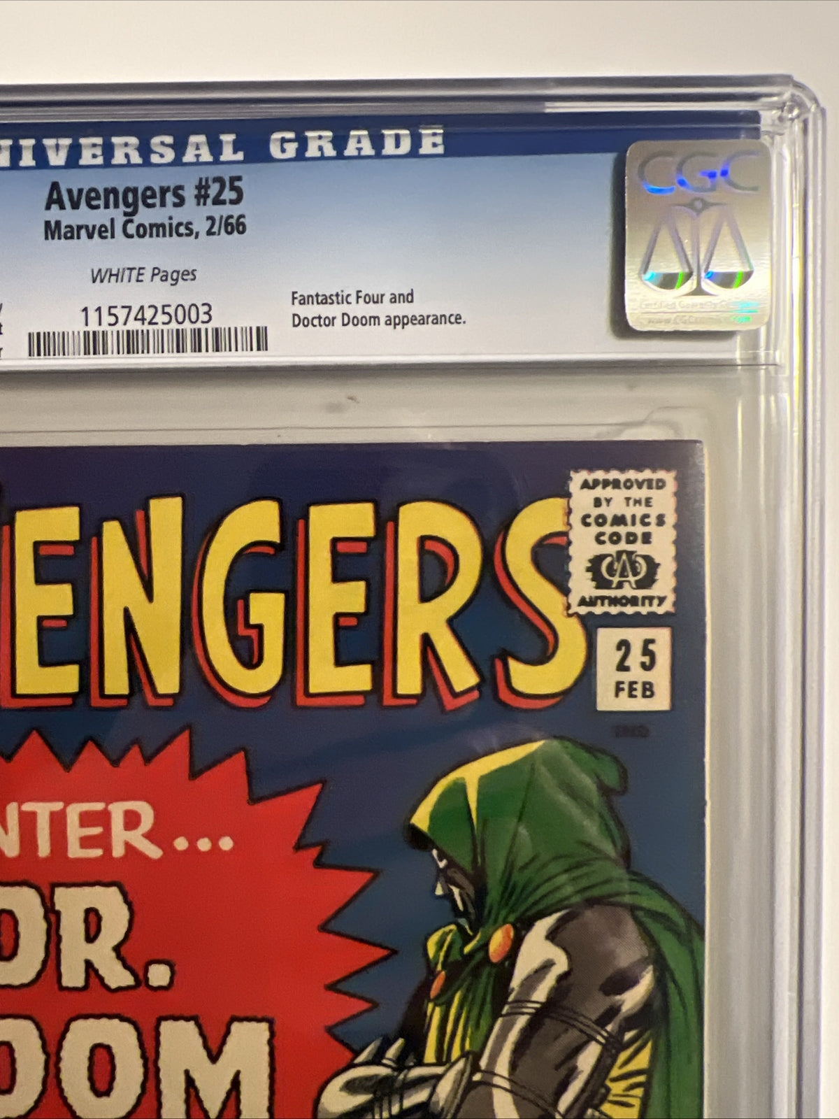 AVENGERS #25 CGC 9.2 DR DOOM 1966 SILVER AGE MARVEL KIRBY COVER WHITE PAGES