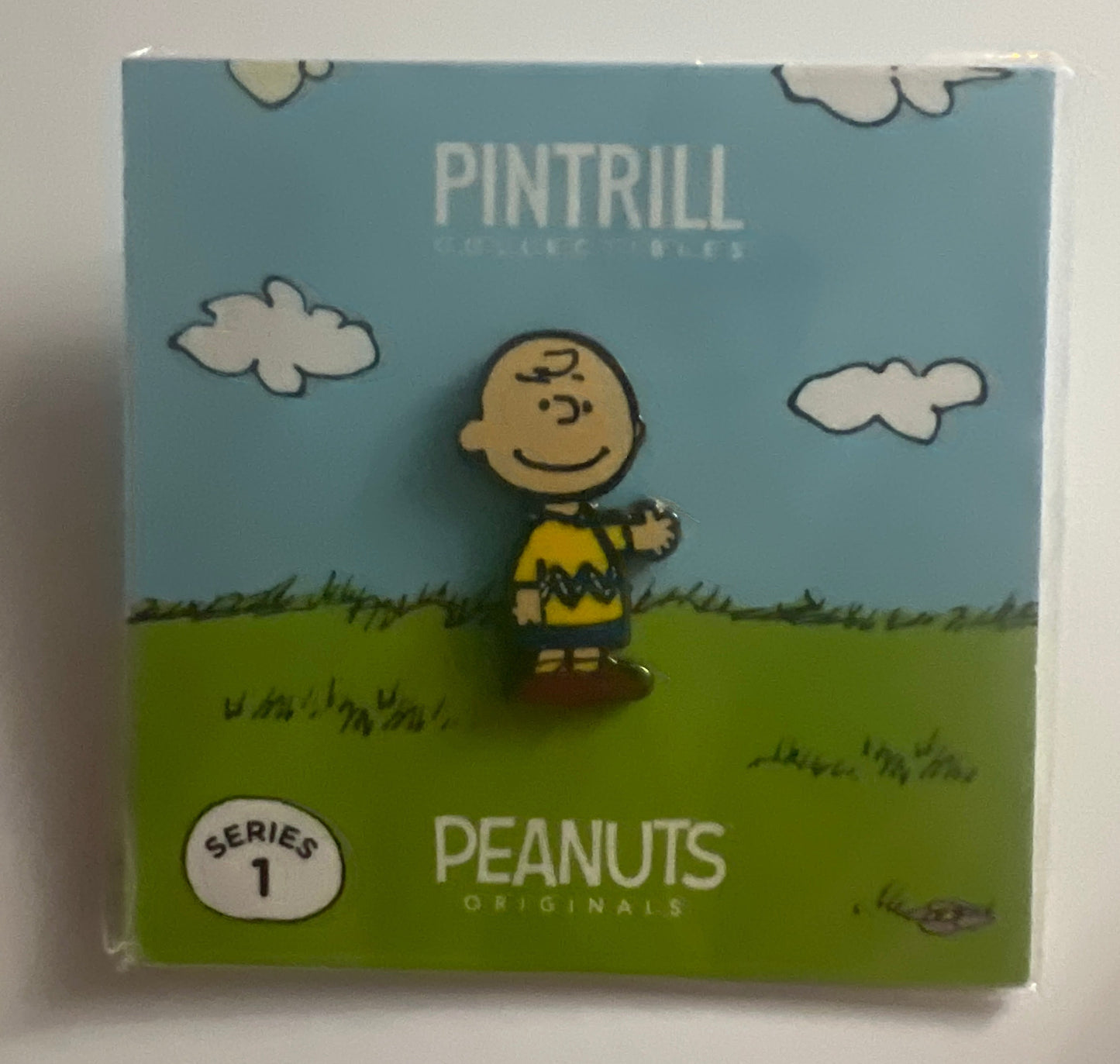 PEANUTS PINTRILL COLLECTIBLES CLASSIC CHARLIE BROWN PIN NEW SERIES 1 2020